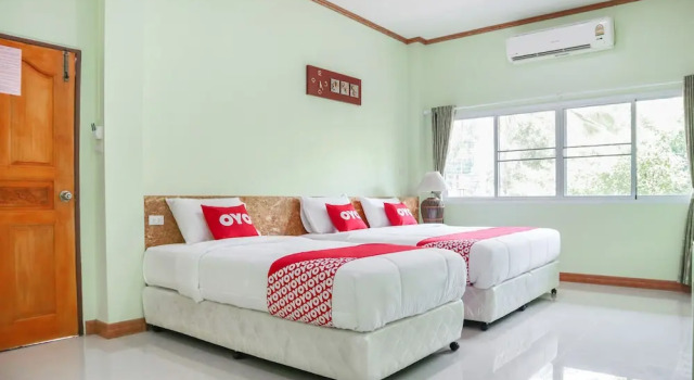 Номер Premier OYO 742 View Pruksa Resort