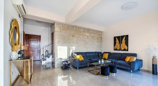 Hg07 Adjacent to Aphrodite Hills- Private Pool, Large Terrace, Book Hotel Hoteller i Kouklia med pool, nær Ranti Forest Beach, Swimmingpool