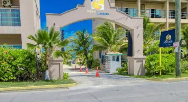 Suite H103 @ Mara Laguna, Book Hotel Hotels in Belize Province with Parking, Parking