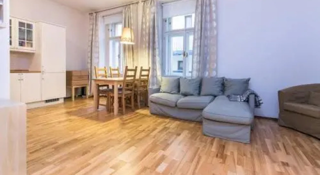 Europa Apartments, Забронировать Апартаменты/квартира Отели Праги с парковкой, рядом с Театр Svanda, Парковка