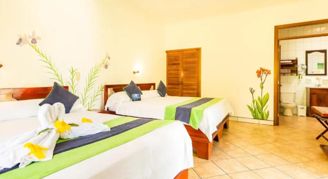 Полулюкс Hotel Villas Rio Mar