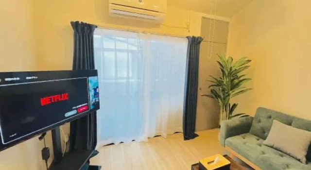 Perfect for live events | Loft near Fukuoka International Center | Maximum 4 guests, Забронировать Отель Отели префектуры Фукуока 3 звезды, рядом с Tenjin Core, 3*