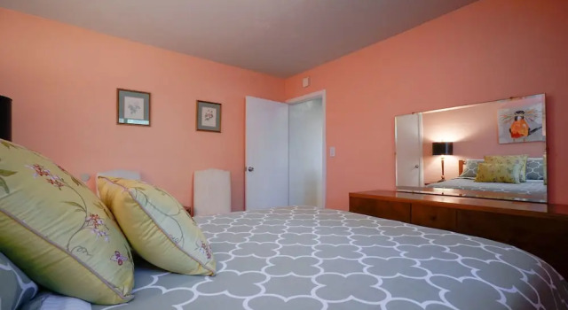 At Marbella Lane - Flamingo Lady, SFO, Забронировать Дом для отпуска Виллы San Mateo County, Вилла