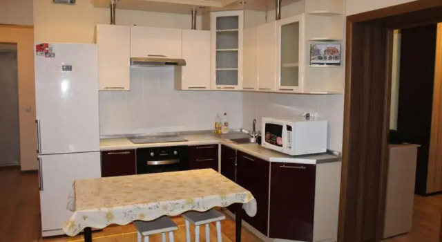 Houseroom I, Prenota Appartamento Almaty Kazakistan