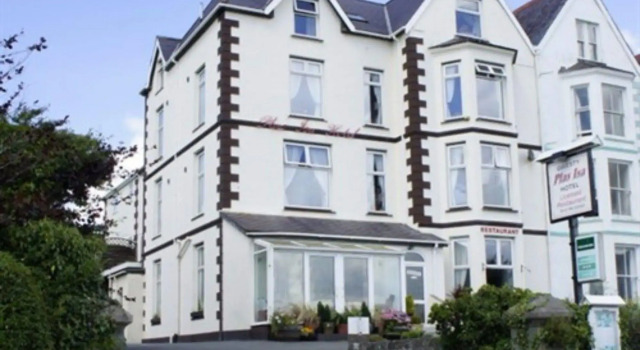 Plas Isa Hotel
