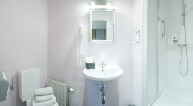 Двухместный номер Comfort Alpha Hotel