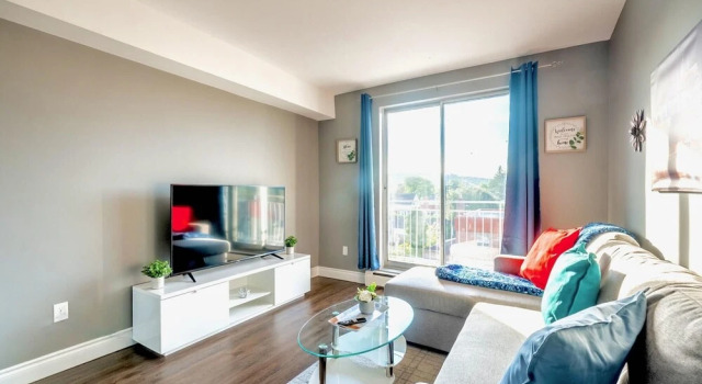 1BR Apt w Netflix Balcony - Near DT Hamilton, Varaa Hotelli Hamilton 