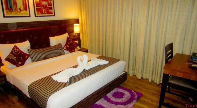 Le Tokyo Hotel Sanand