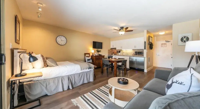 246 Bldg C 1 Bedroom Condo