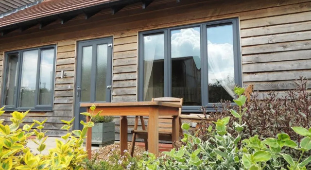 Коттедж Elm Tree Farm Accommodation