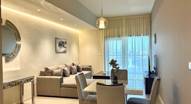 Апартаменты Stunning Stay Park View JVC -1bed With Balcony
