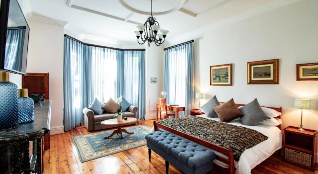 Семейный номер Standard Carmichael House Boutique Hotel