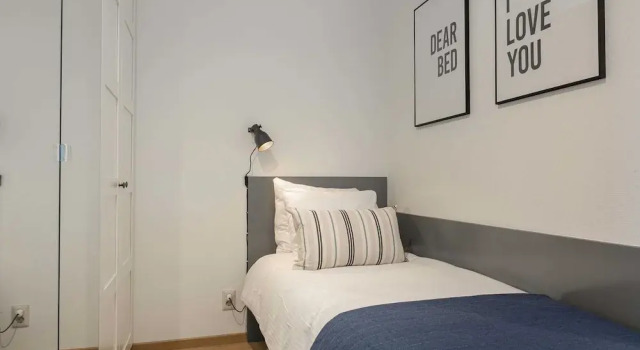Modern Apartment Close to the Beach and the sea, Забронировать Апартаменты/квартира Схевенинген Южная Голландия