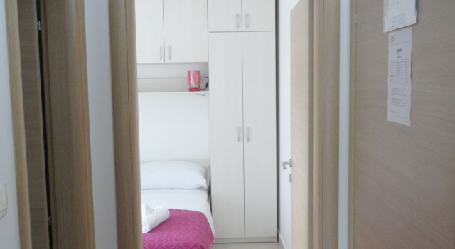 Apartment At the sea - 5 M from the beach : A5 Klek, Riviera Dubrovnik