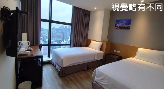 Двухместный номер Standard с видом на город Honest & Warm Hotel