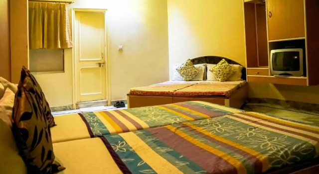 Двухместный номер Deluxe с балконом Hotel Laxmi Palace