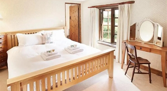 Host & Stay - Tregaer Mill Barn, Buchen Sie Ferienhaus Dingestow Gwent