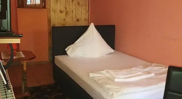 Одноместный номер Standard с красивым видом из окна Guest House Schloßwache-Zerbst