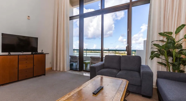 Camera Standard 3 camere attico con vista sull'oceano Alupang Beach Tower