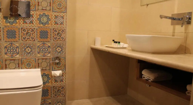 Номер Luxury с балконом Hotel Surya, Kaiser Palace