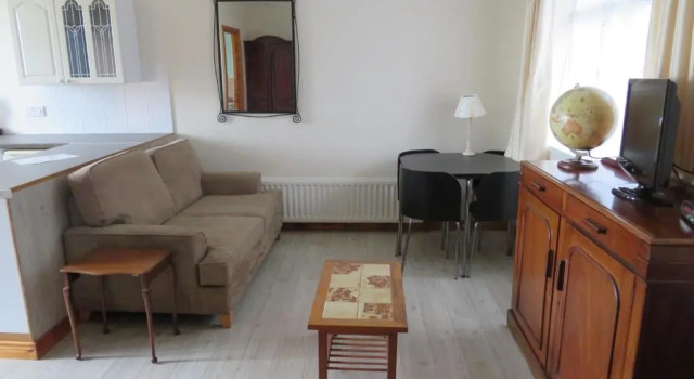 Carnside Guest House