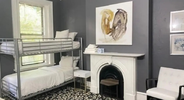 Студия Bay Village Suites