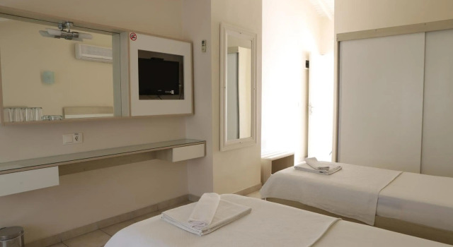 Hotel Bi̇nli̇k