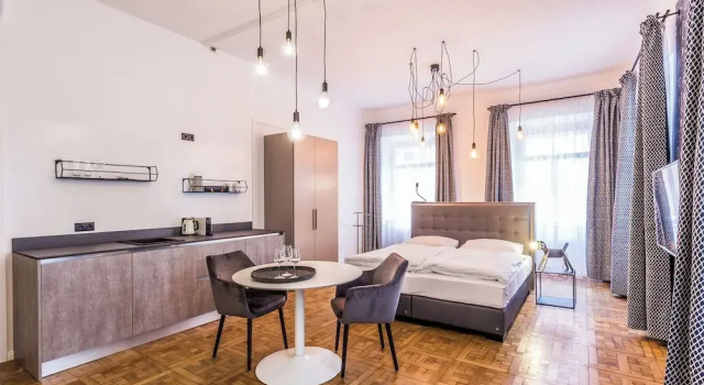 Апартаменты Roksoxhome Designer Boutique Apartment