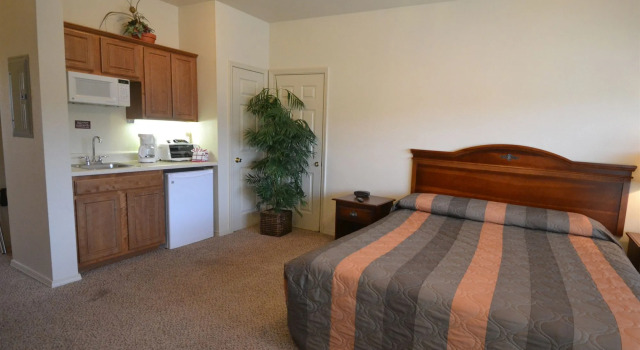 StoneBridge Resort