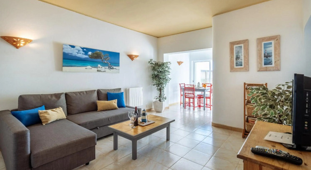 Apartment Isabel, Забронировать Апартаменты/квартира Отели Карвоэйру с парковкой, Парковка
