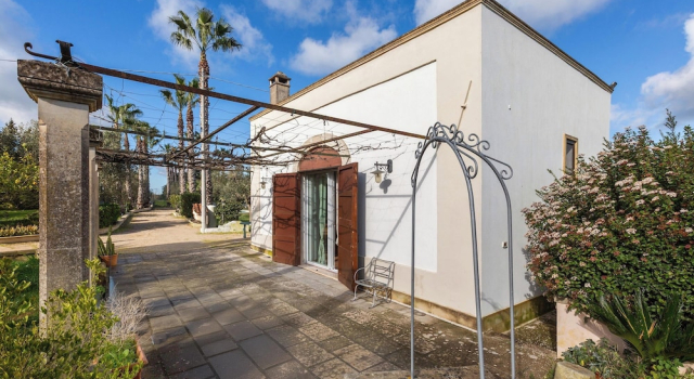 4024 Casina Litta by Barbarhouse, Book Apartment Hotels in Cutrofiano with Parking, Parking
