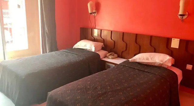 Double Room for 2 People Downtown Marrakech, Забронировать Отель Отели Марракеш-Тенсифт-Эль-Хауз с парковкой, Парковка