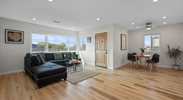 Коттедж Completely Renovated Oasis on the Hill