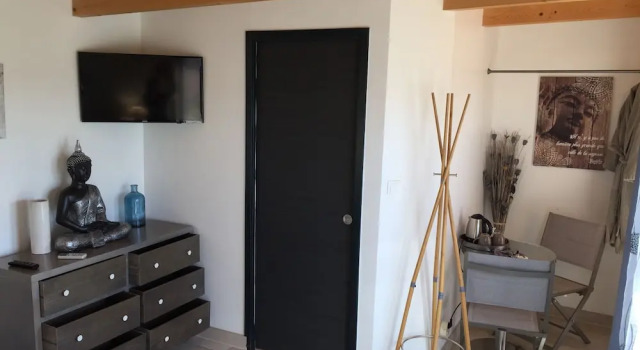 Номер Comfort LESCALE COTE BLEUE B&B AND Spa