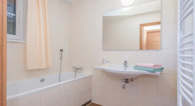Traditional Style Villa with 2 Bathrooms near River Moselle