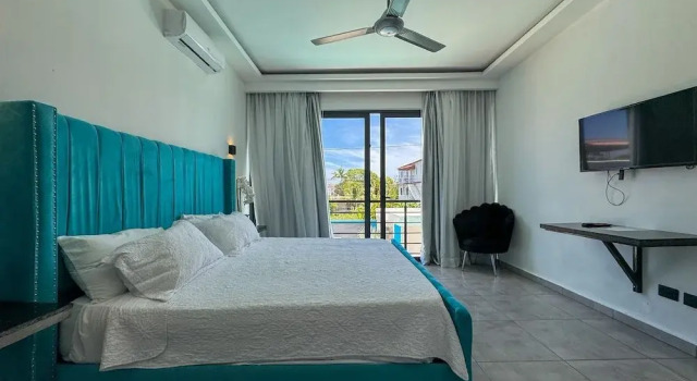 Люкс Instyle Residences at Rizz Suites