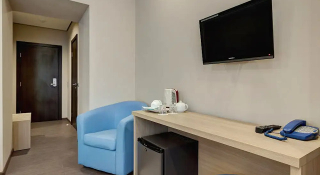 Hotel on Smirnovskaya 25, Rezerwuj Hotel Lefortovo 