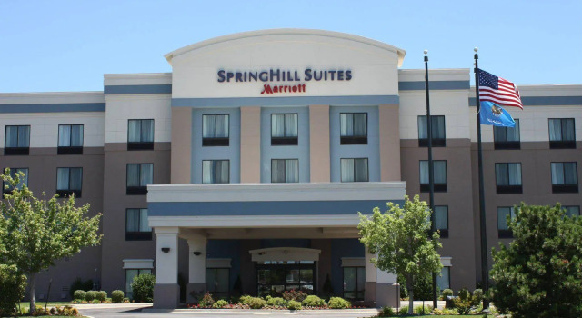 SpringHill Suites by Marriott Oklahoma City Airport, Prenota Hotel Hotel a Oklahoma con piscina, Piscina