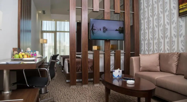 Трёхместный номер Deluxe Sulaf Luxury Hotel