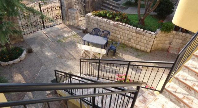 Апартаменты c 1 комнатой с балконом и с видом на море Apartments Dakovic M