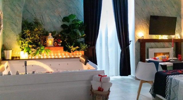 Stabiae Luxury Rooms, Забронировать Отель Отели в центре Кастелламмаре-ди-Стабия с завтраком, отели в центре Кастелламмаре-ди-Стабия с завтраком