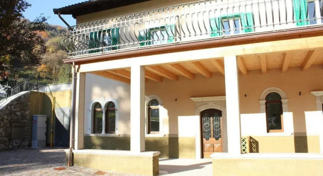 Garnì Villa Waiz, Забронировать Вилла Ронченьо-Терме Долина Валь-Сугана