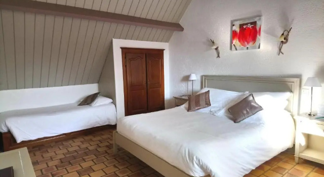 Трёхместный номер Superior LOrée des Chênes, The Originals Relais