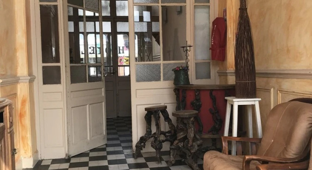 Hotel de la Gare, Забронировать Отель Отели Соммы с бассейном, Бассейн
