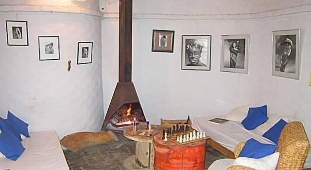 Alternative Space B & B, Забронировать Отель Отели Свакопмунд с завтраком, рядом с Martin Luther Steam Locomotive, Завтраки