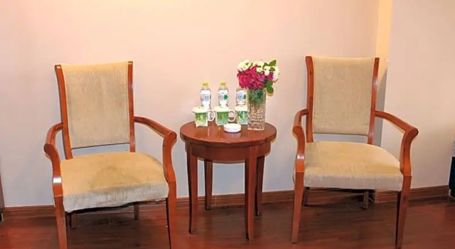 GreenTree Inn Yantai South Street Hotel, Prenota Hotel Hotel a Shandong con parcheggio, Parcheggio