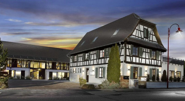 Hotel Dolphin