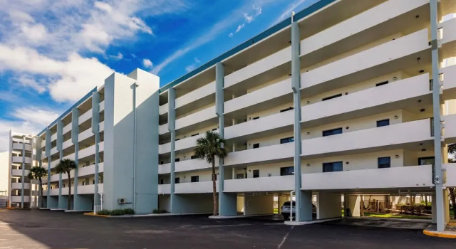 Lovely Marco Island Condo w/ Private Bay View