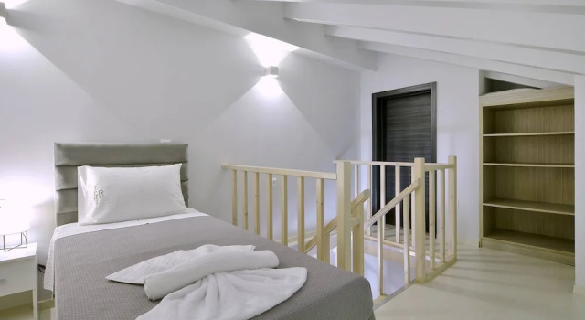 Villa Bratou Ignis Sleeps 6 with Parking, Забронировать Вилла Отели периферии Ионических островов с бассейном, Бассейн