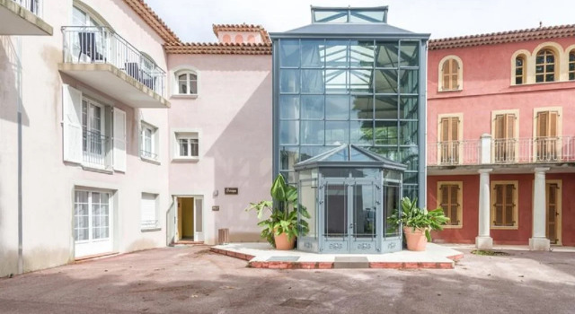 Vacancéole - Le Domaine de Camiole, Забронировать Отель Отели Кальяна 4 звезды, 4*